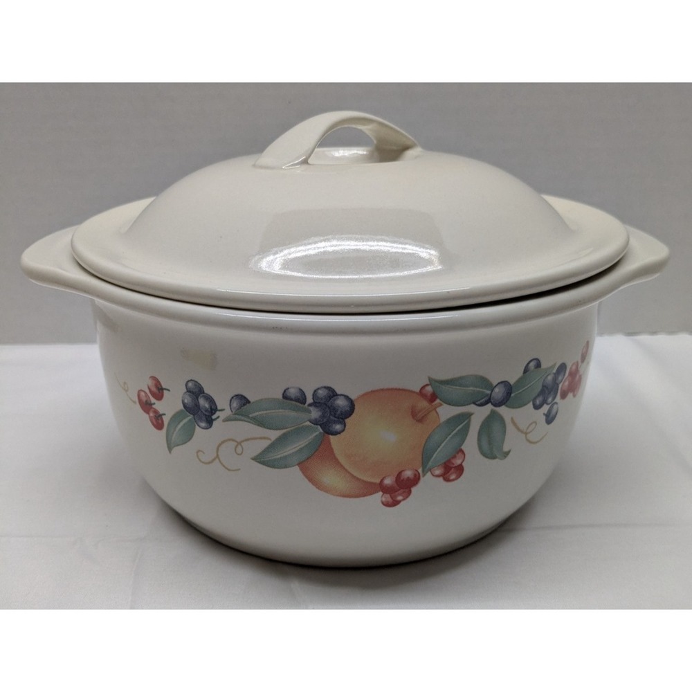 Corelle Coordinates ABUNDANCE 1 1/2 Qt Quart Covered Casserole Stoneware Fruit